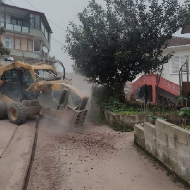 Çanakçeşme ve Fethiye mahallerimiz de Doğalgaz, Yol Genişleme ve İstinat duvar çalışmalarımız